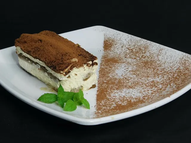 Tiramisu Torte